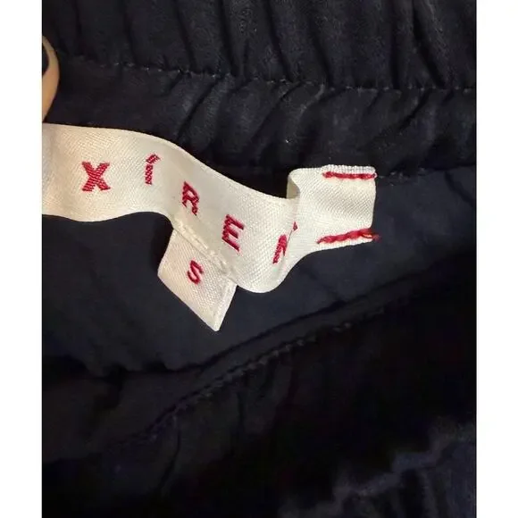 Xirena Skirt Black Pleated Sz SM Classy Chic Solid Stretchy - Picture 5 of 6